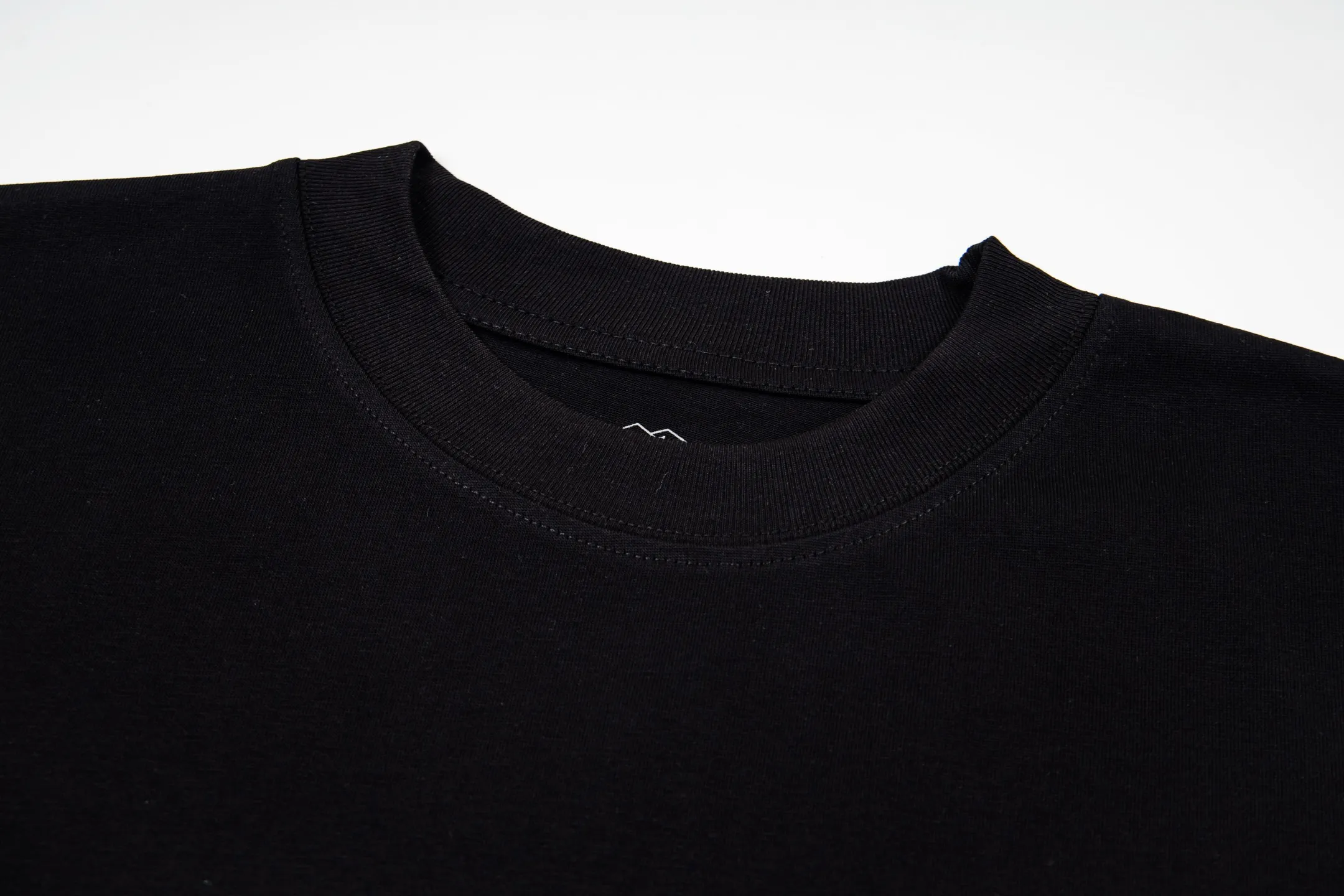 Cormac Series Logo LS T Same Style ✅ Size：XS S M L Black White